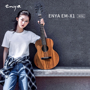　　Enya EM-X1　　친환경 소재로 제작된 어쿠스틱 미니통기타